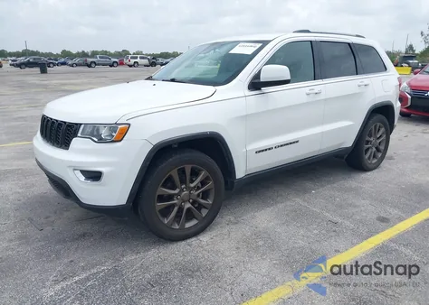 2020 Jeep Grand Cherokee Laredo E 4X2 from USA, damaged, VIN 1C4RJEAG9LC246044